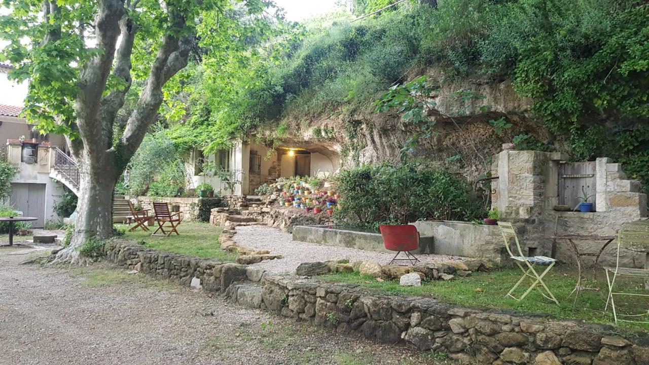 코르닐론콩포우 Moulin De Bonfilhon B&B 외부 사진