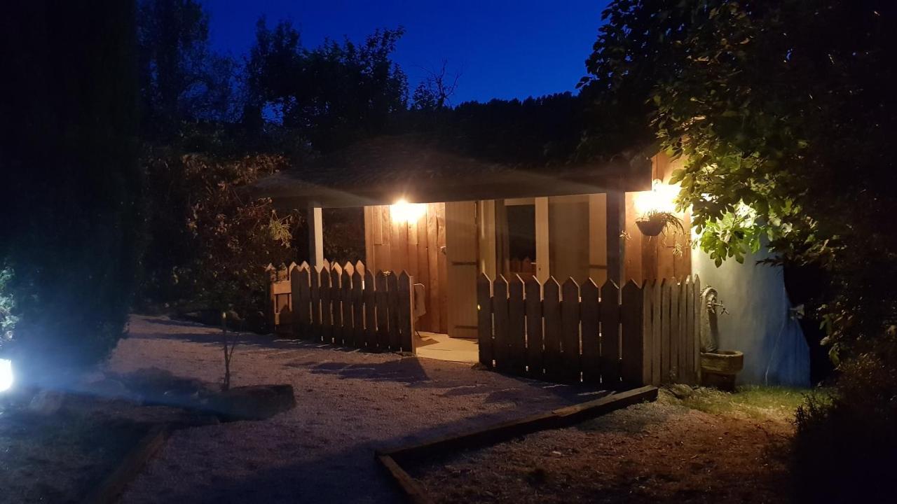 코르닐론콩포우 Moulin De Bonfilhon B&B 외부 사진