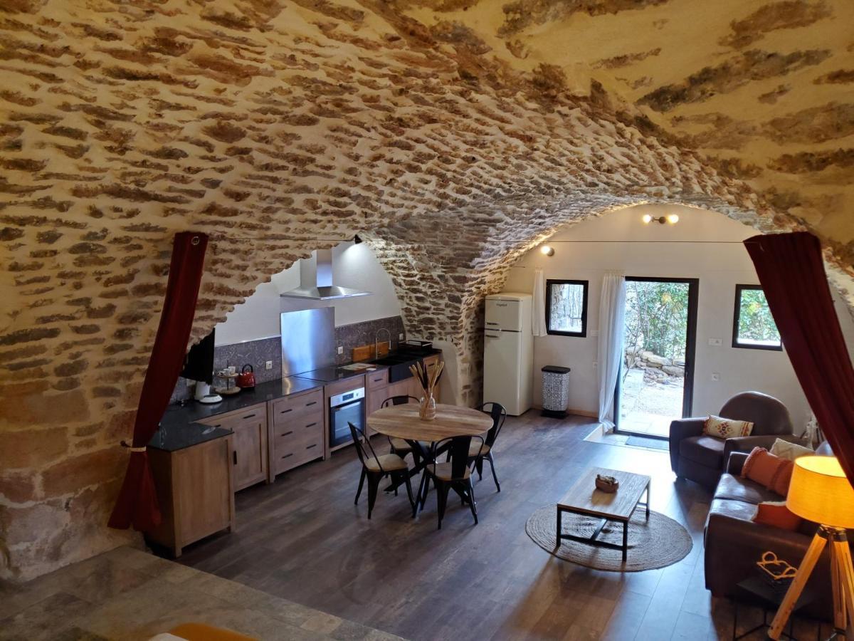 코르닐론콩포우 Moulin De Bonfilhon B&B 외부 사진