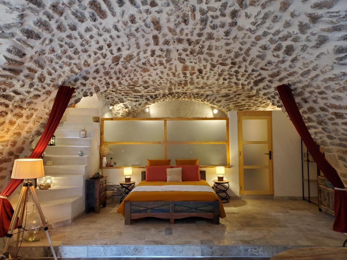 코르닐론콩포우 Moulin De Bonfilhon B&B 외부 사진