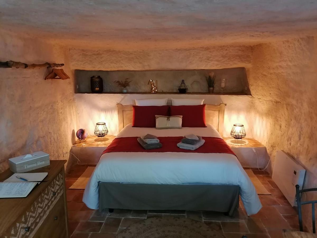 코르닐론콩포우 Moulin De Bonfilhon B&B 외부 사진