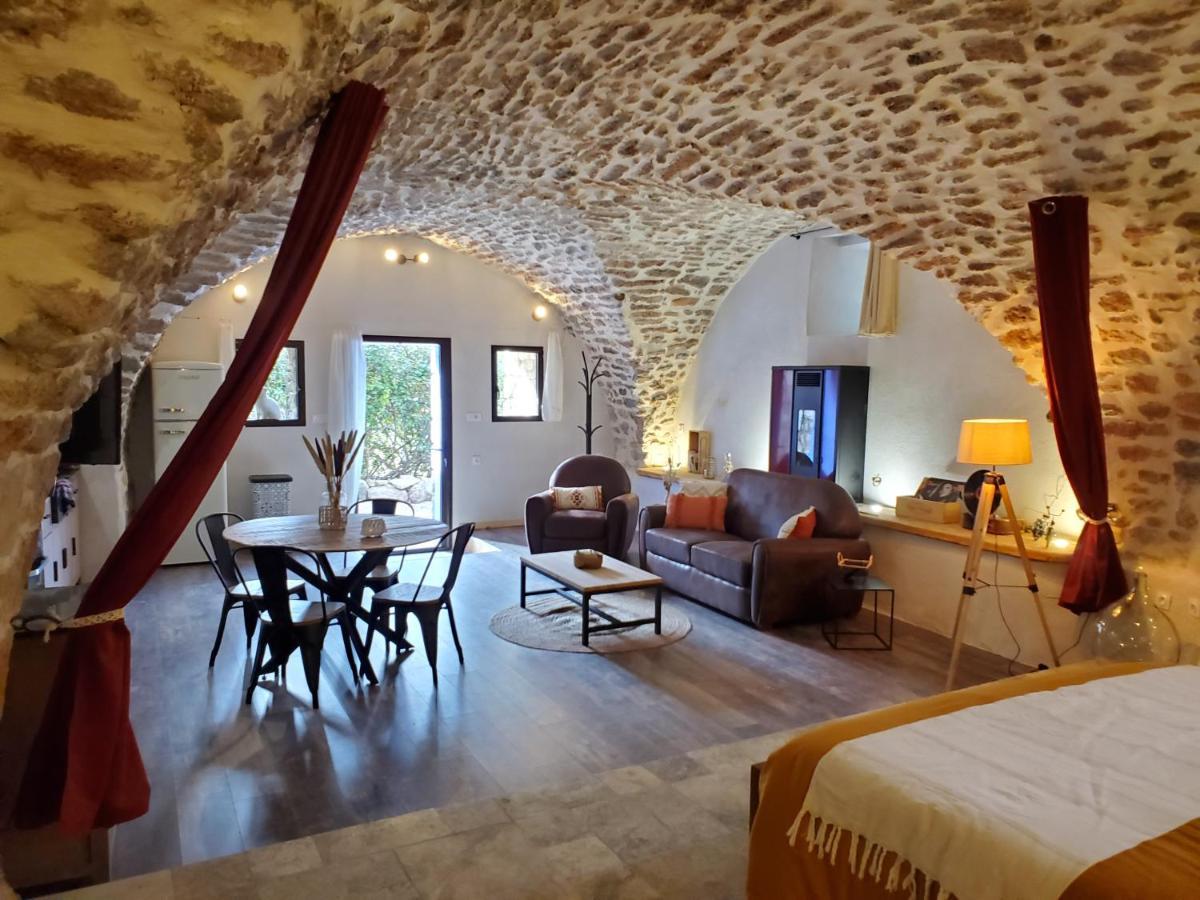 코르닐론콩포우 Moulin De Bonfilhon B&B 외부 사진