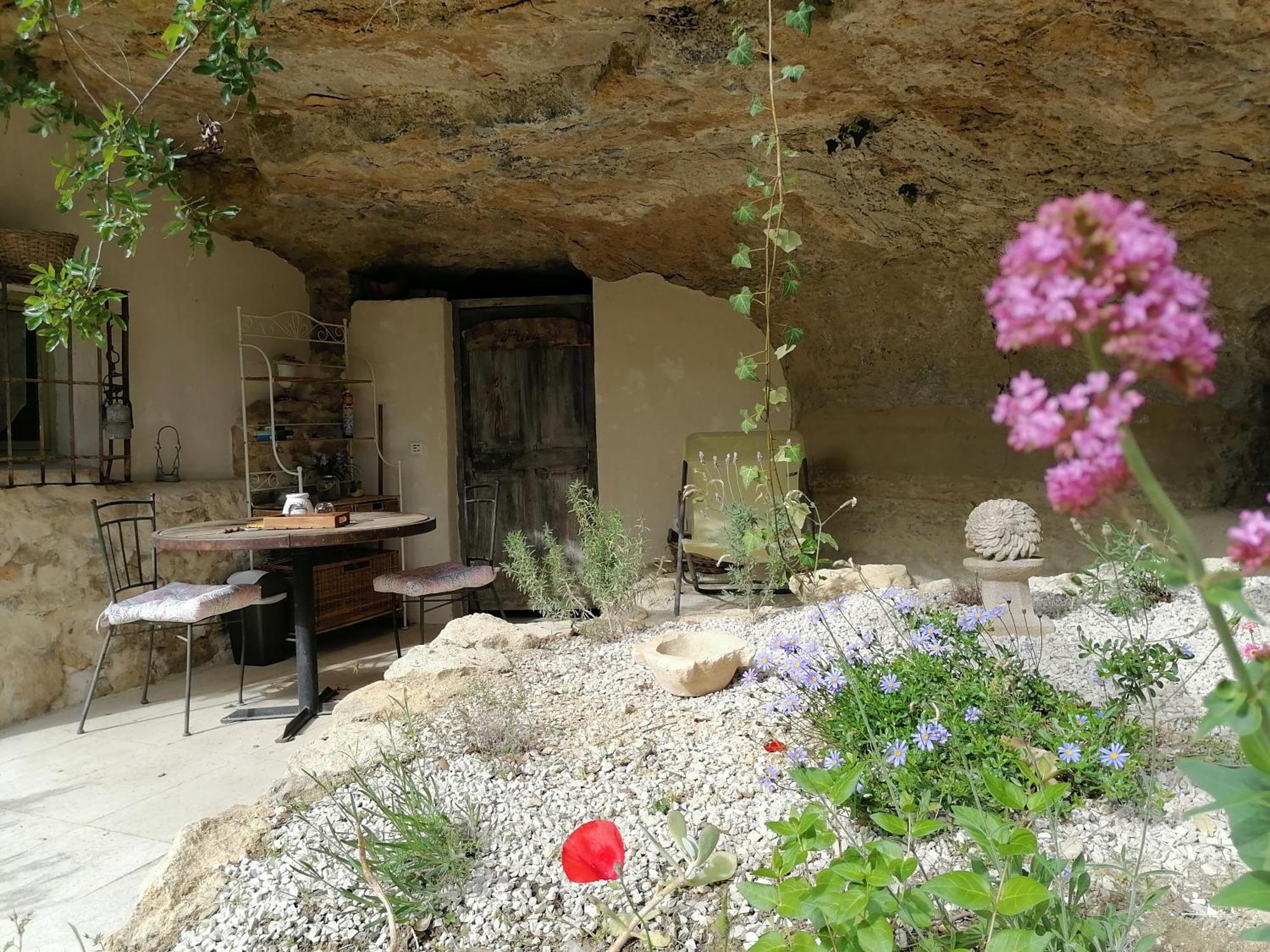 코르닐론콩포우 Moulin De Bonfilhon B&B 외부 사진