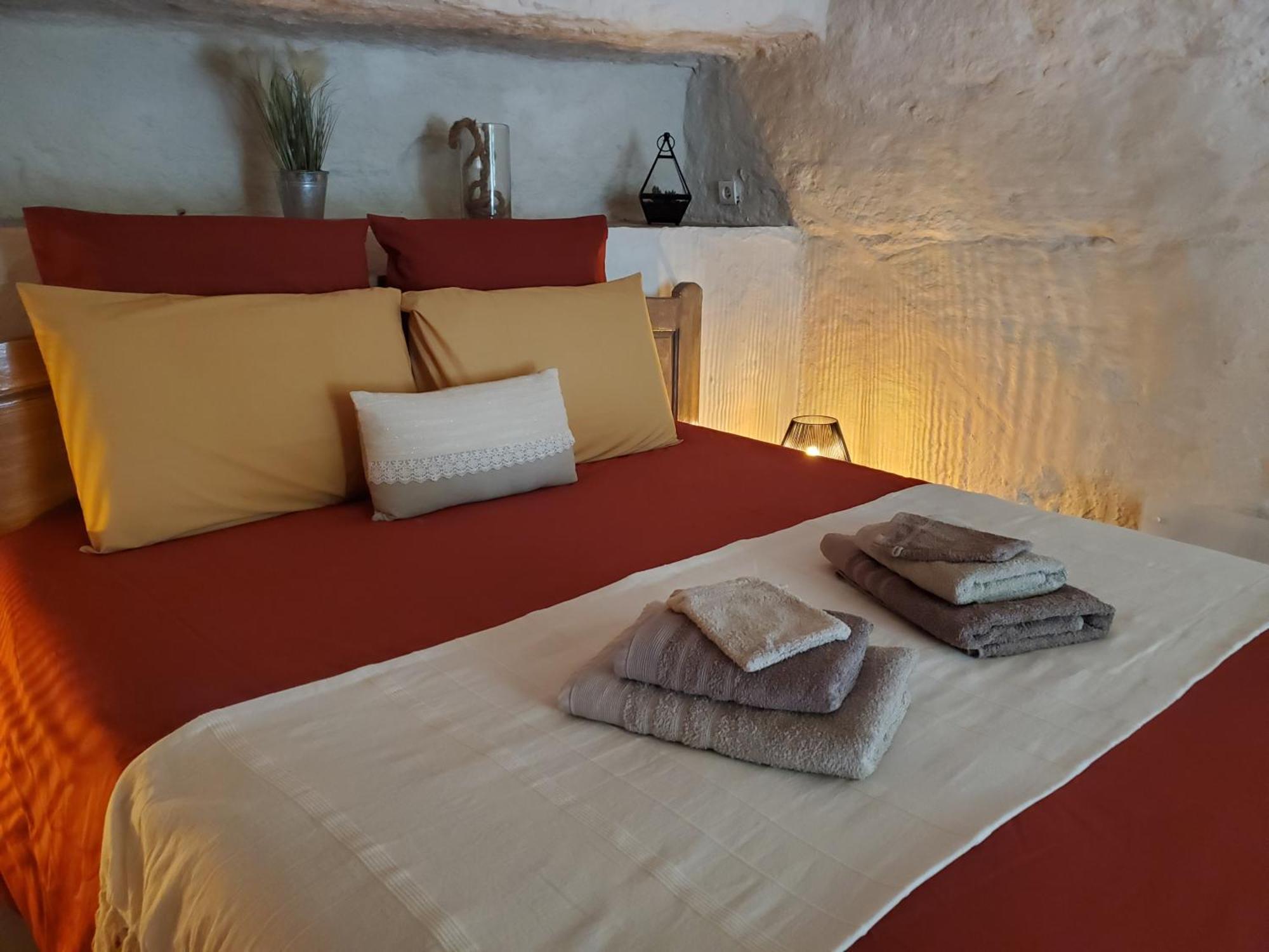 코르닐론콩포우 Moulin De Bonfilhon B&B 외부 사진
